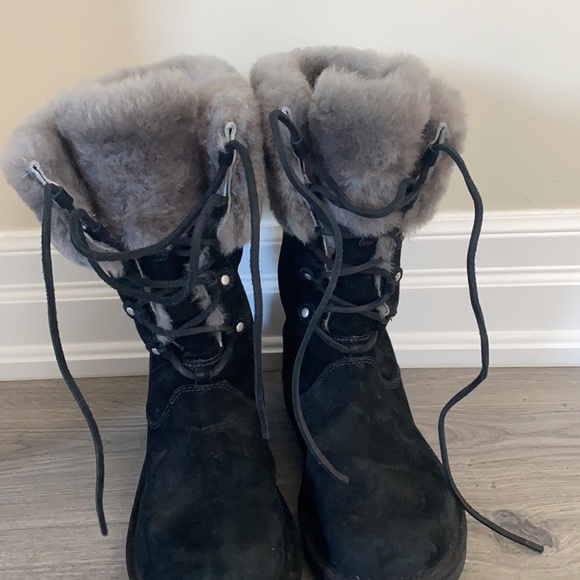 Ugg boots - Picture 2 of 8